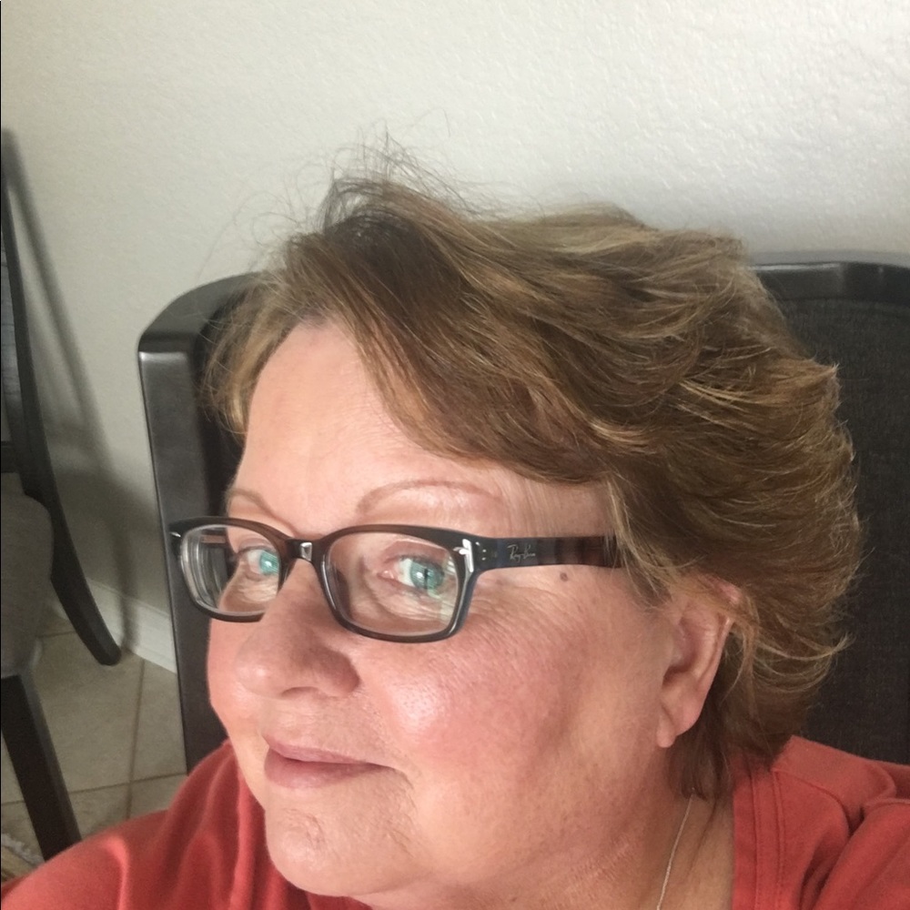 Meet your Posher, Sherrill